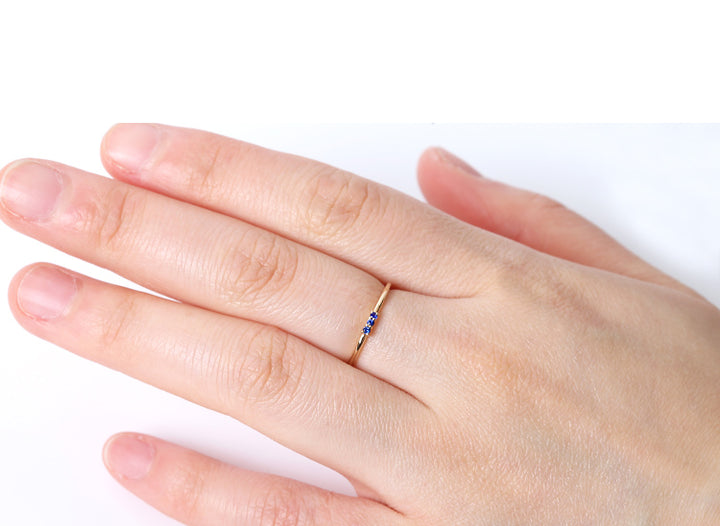 18K Light Luxury Three Stone Lab Grown Sapphire Ring - LR11 - Roselle Jewelry