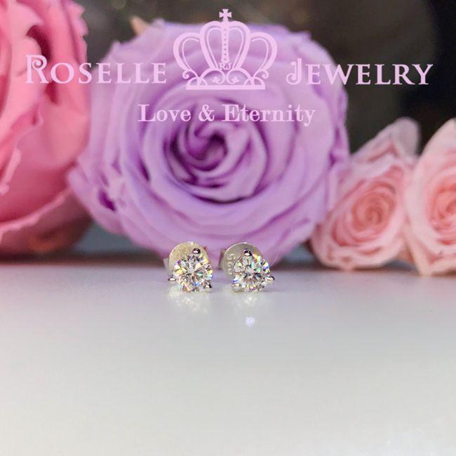 彼 – Roselle Jewelry